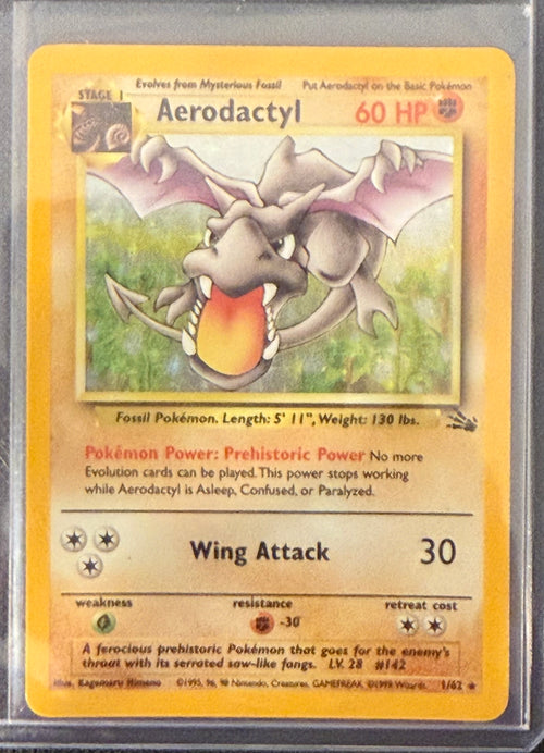 Actual Aerodactyl 1/62 – Fossil – Rare Holo – Unlimited – English — product photograph